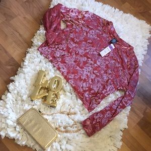 Pullover by Agnes and Dora